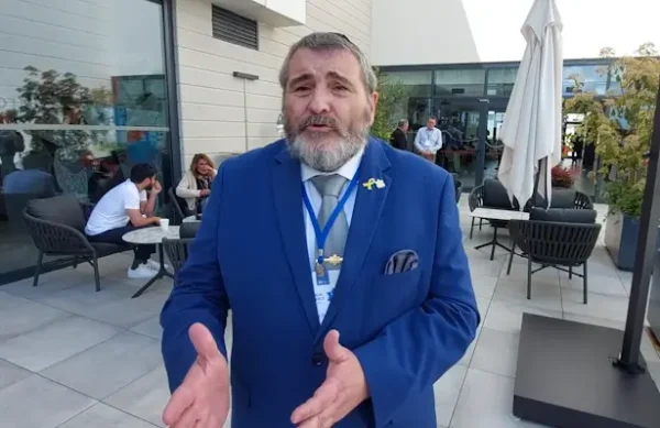 Políticos no son conscientes del daño de sus palabras