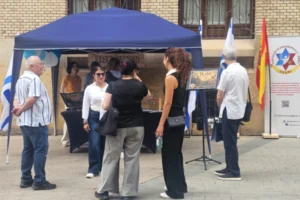 El Kiosco Sefarad vuelve a Murcia para reivindicar el vínculo con Israel en el 78º aniversario de su independencia