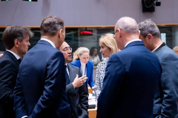 Albares se topa de nuevo contra un muro: la UE no sanciona a Israel por ahora 1 Albares 2 2