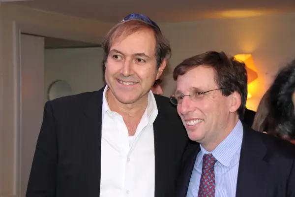 Almeida con Abraham Benzadon