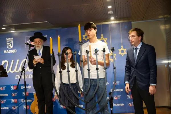 Almeida en Januca 2025