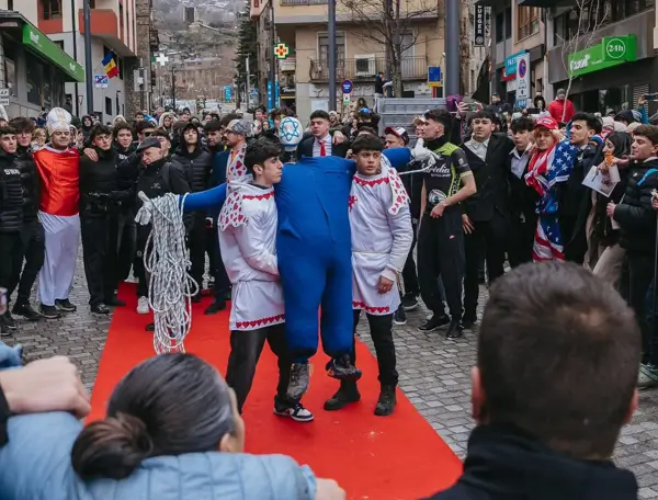 Andorra organiza un carnaval con la ejecución simbólica de una figura marcada con la estrella de David 1 Andorra antisemitismo 3