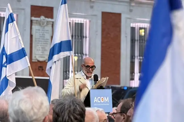 Cinco representantes españoles acuden a la Conferencia contra el Antisemitismo de Jerusalén 1 Angel Mas durante una manifestacion en madrid por Israel