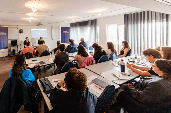 Boot camp contra el antisemitismo:<br>"Los judíos están más seguros en Emiratos Árabes que en Europa"