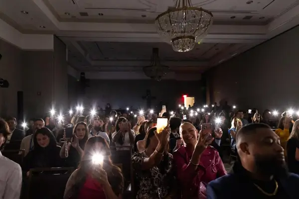 CAM reunió en Miami a influencers con más de 100 millones de seguidores para combatir el antisemitismo 3 CAM 4