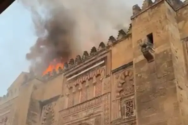 MCI denuncia mensajes islamófobos tras el incendio de la Mezquita-Catedral de Córdoba
