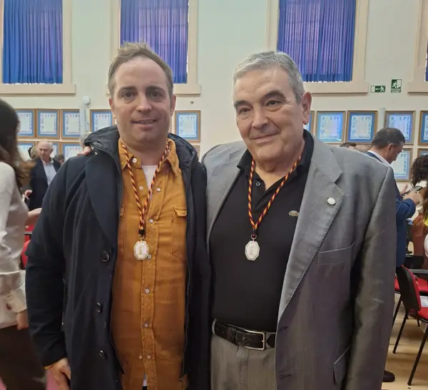Maya Villalobo, Iván Illarramendi y Esteban Ibarra, condecorados con la medalla Dignidad y Justicia 1 Dignidad y Justicia 2