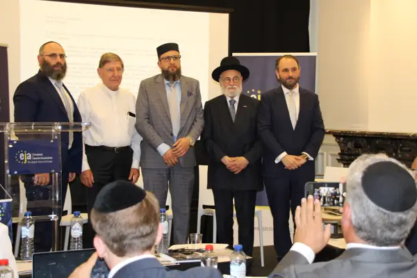 La circuncisión en el centro de una batalla jurídica y política por la libertad religiosa e identitaria en Europa