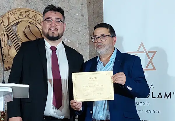 La comunidad Jabruta Tikún Olam<br>ya tiene séfer Torá 3 Enfoque Judio en Almeria