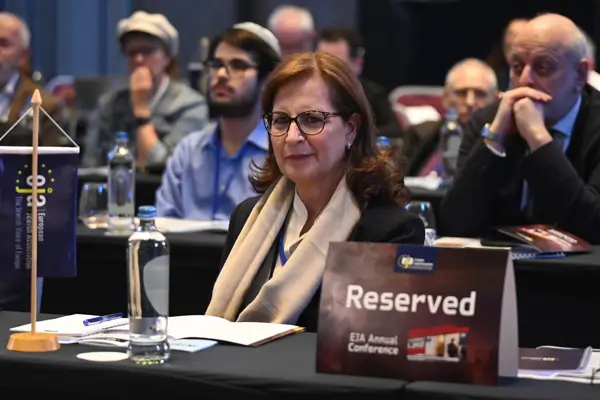 La presidenta de la CJM galardonada con el Premio Reina Esther de la EJA en una gala de líderes judíos europeos 3 Estrella Bengio en EJA 2026