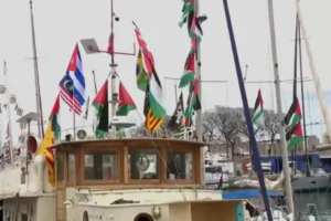 Inicio 60 La nueva flotilla a Gaza retrasa su salida y evidencia sus límites: menos fondos y menos barcos