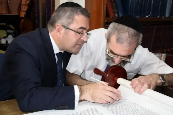 Gibraltar Moshi Anahory