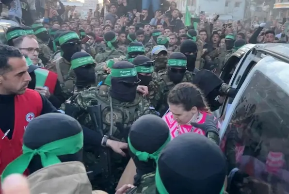 "Sánchez no inventó nada. En la Edad Media reyes ya utilizaban el antisemitismo y a los judíos como bode expiatorio" 6 Hamas 1