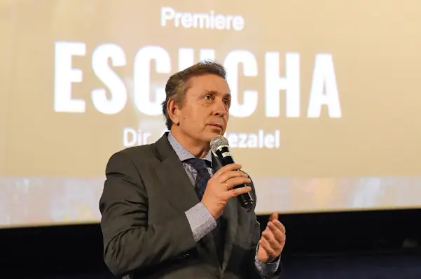 "Escucha", una ópera prima lejos de los estereotipos 2 Javier Cremades