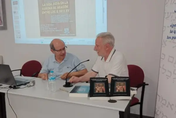 La vida judía en la Corona de Aragón: una reconstrucción del universo cotidiano de las aljamas medievales 1 Lascorz 1