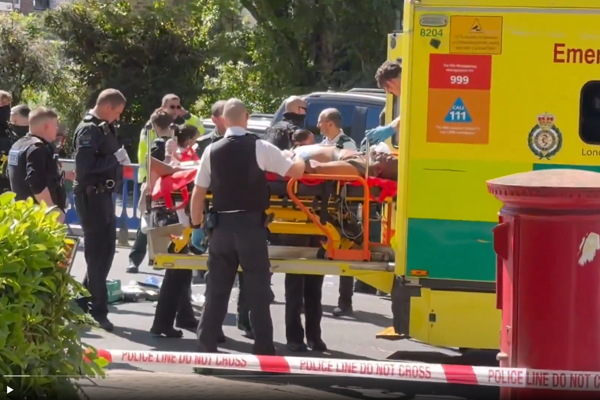 Apuñalamiento en Londres reaviva alarma por antisemitismo: la policía lo investiga como terrorismo