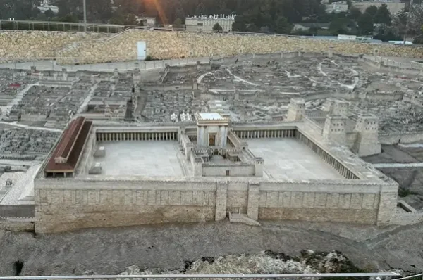 El "Kotel": testigo herodiano del verdadero santuario en el Monte del Templo