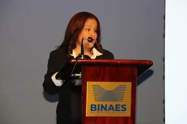 Ministra de Turismo de El Salvador 1