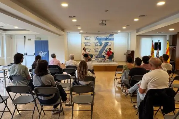 "Allà fora": la historia de un soldado que solo quería una vida normal 2 Omri Ginzburg presentacion CJB