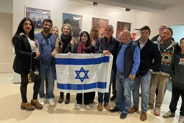 Ripoll acogió la proyección de un documental en catalán sobre la masacre del 7 de octubre 1 Orriols 2