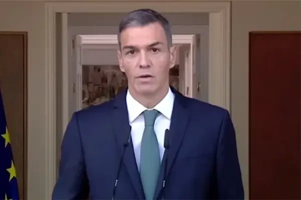 CAM exige investigar a Sánchez por "aspiración al genocidio" de Israel con armas nucleares