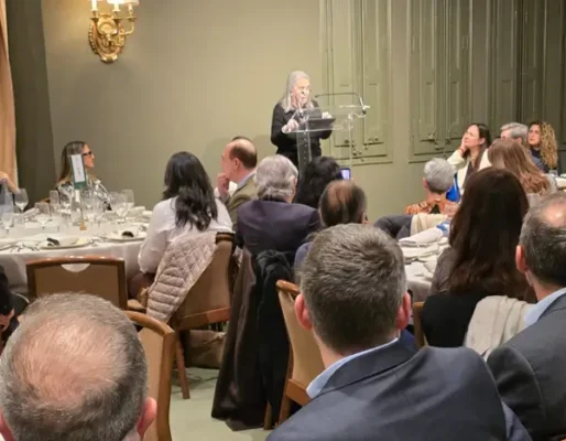 La periodista Lydia Ramis presentó su libro "Estación de Francia" en Barcelona