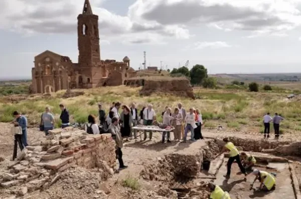 Descubren una sinagoga medieval "excepcional" en la localidad aragonesa de Belchite