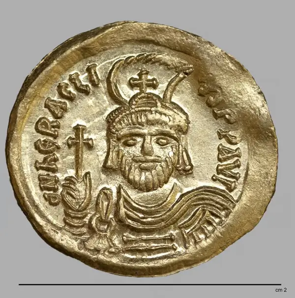 Descubren un tesoro de oro bizantino en Sussita: casi cien monedas y joyas de 1.500 años 1 Sussita 2