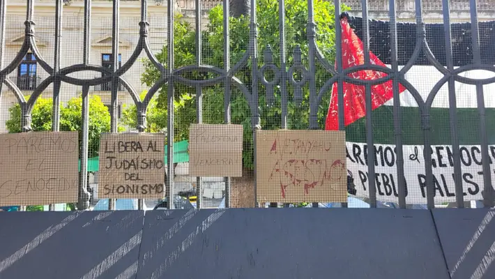 La universidad que mira hacia otro lado: un mapeo del antisemitismo creciente en los campus españoles 2 Universidad 1