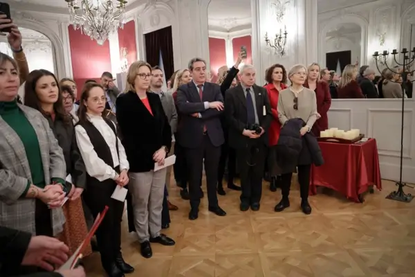 Cataluña y Valencia recuerdan el Holocausto con un llamado institucional a no ser indiferentes ante el odio 8 Valencia Dia Internacional del Holocausto