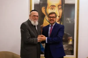 El rabino principal de Venezuela pide a Delcy Rodríguez restablecer las relaciones con Israel