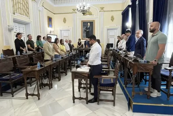 CpM sabotea el minuto de silencio en el Pleno de Melilla por Yaacov Pinto z¨l