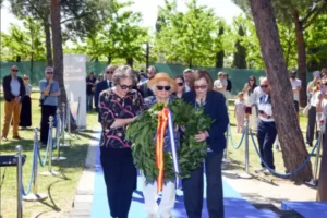 Madrid renovó el compromiso con la memoria de las víctimas en un acto ante el Monumento de la Shoá