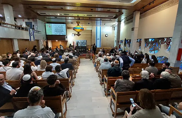 La comunidad judía de Madrid arropa a Israel 1 Yom Hazikaron acto